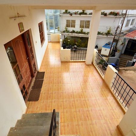 Al Haramain Home Stay Un -Married And Stag Groups Not Allowed Ooty Exterior photo